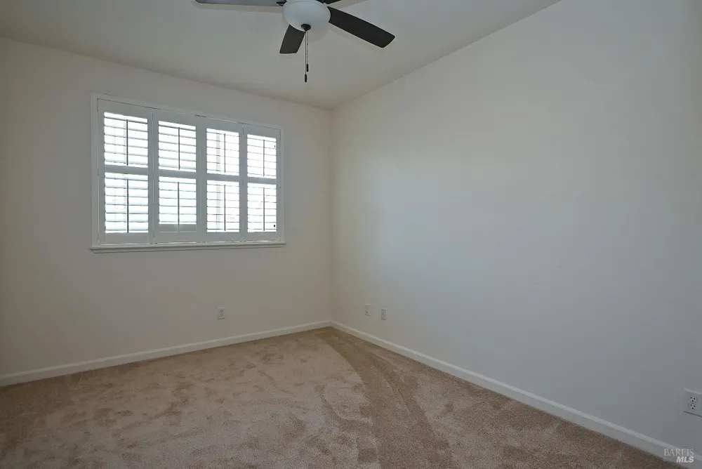 1174 Tocia Avenue Vacaville, CA 95687