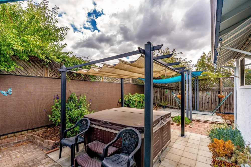 4347 Brookshire Circle Santa Rosa, CA 95405