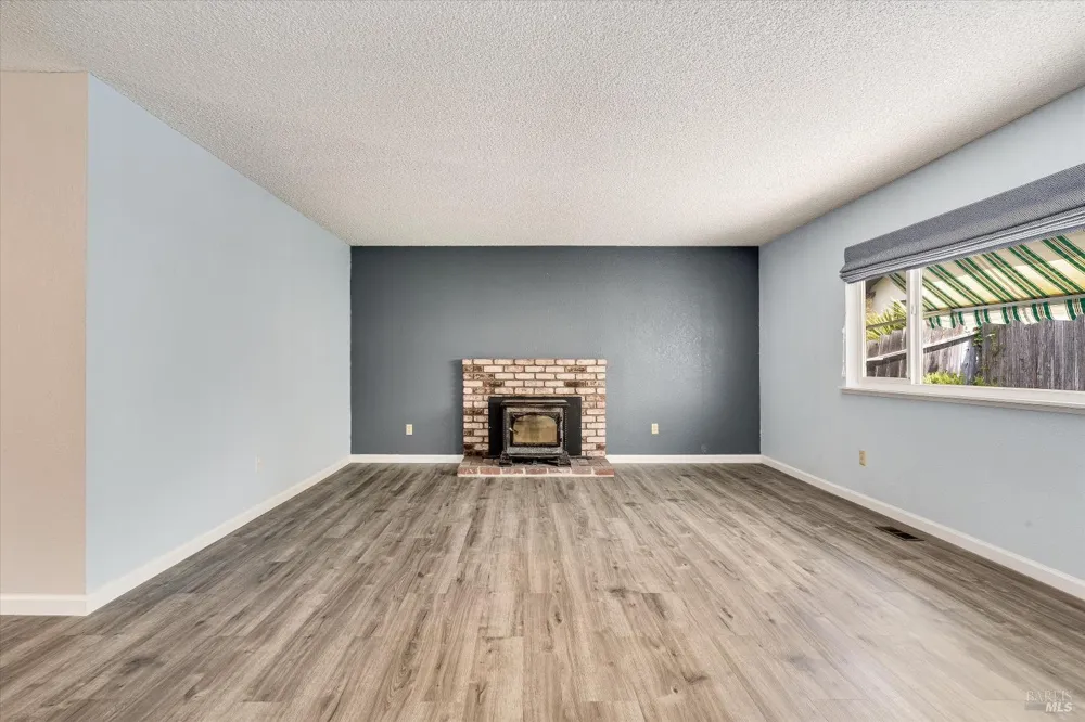 4347 Brookshire Circle Santa Rosa, CA 95405