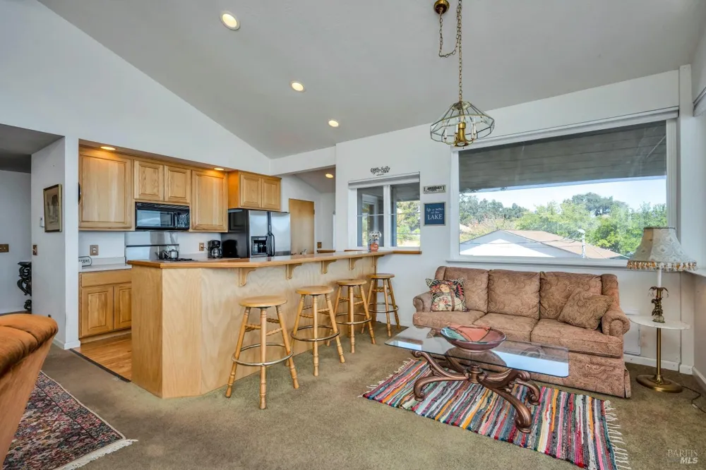 3740 Lakeshore Boulevard Lakeport, CA 95453