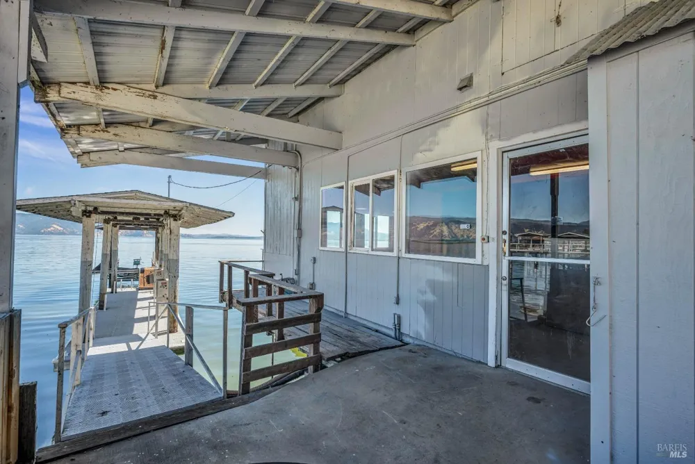 3740 Lakeshore Boulevard Lakeport, CA 95453