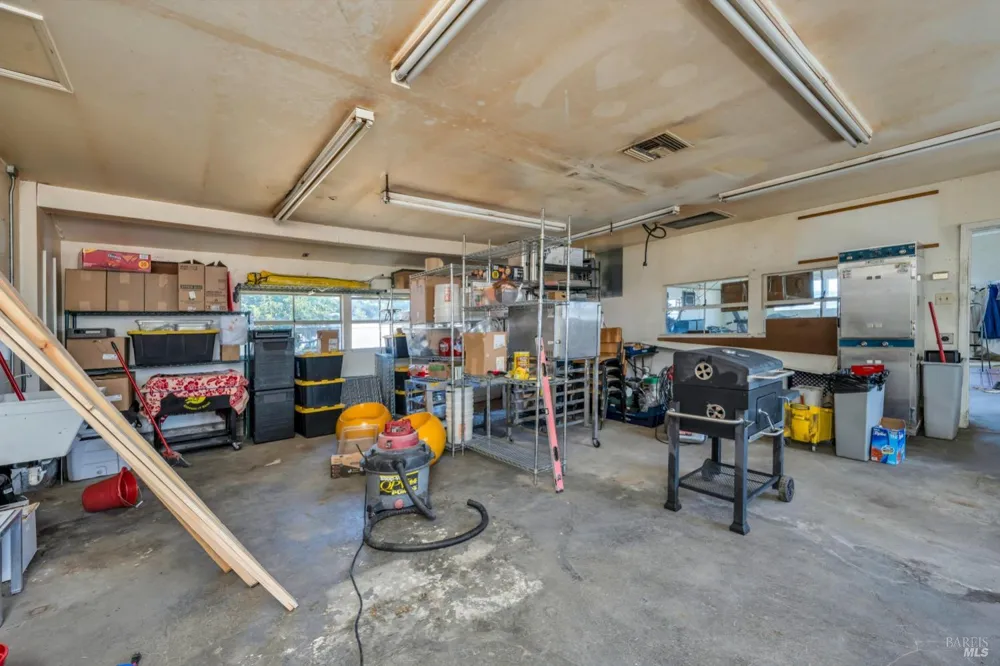 3740 Lakeshore Boulevard Lakeport, CA 95453