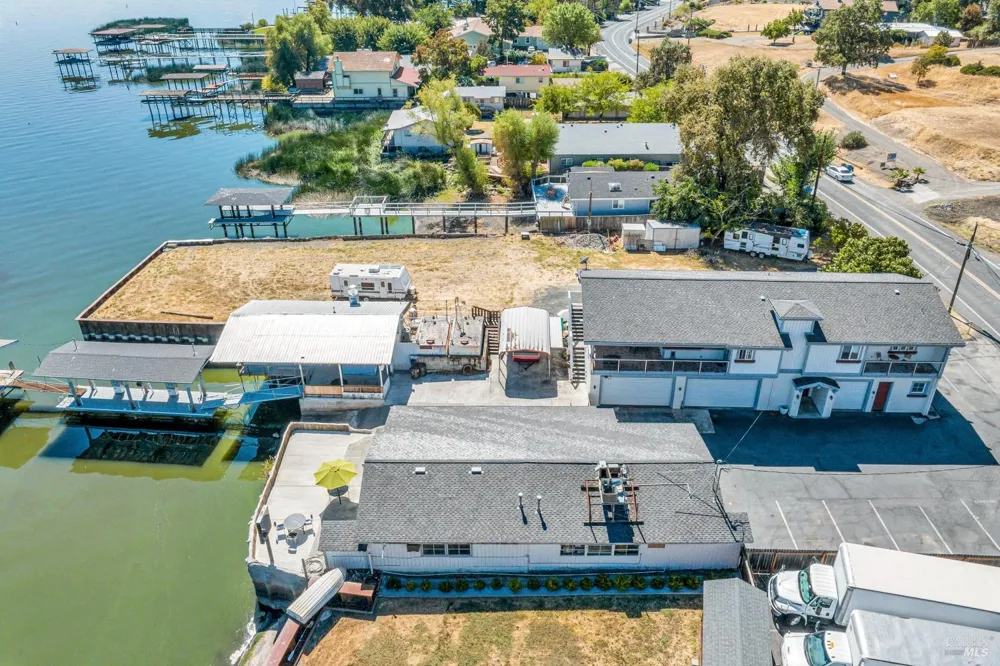 3740 Lakeshore Boulevard Lakeport, CA 95453
