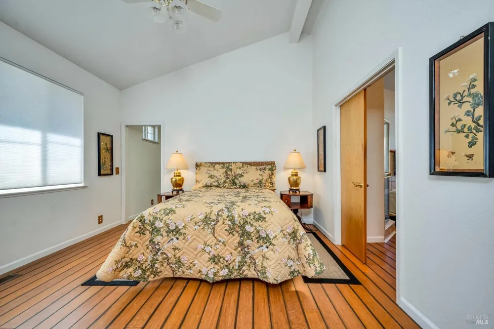 3740 Lakeshore Boulevard Lakeport, CA 95453