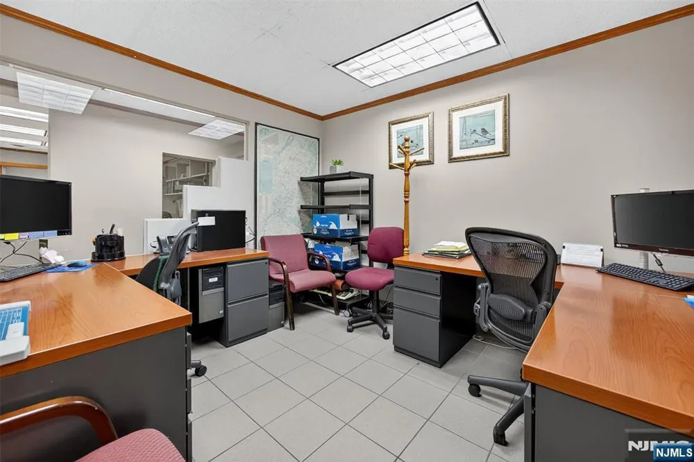 55 Paramus Paramus, NJ 07652