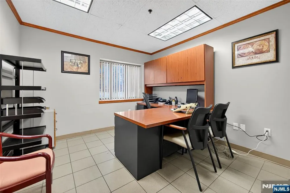 55 Paramus Paramus, NJ 07652
