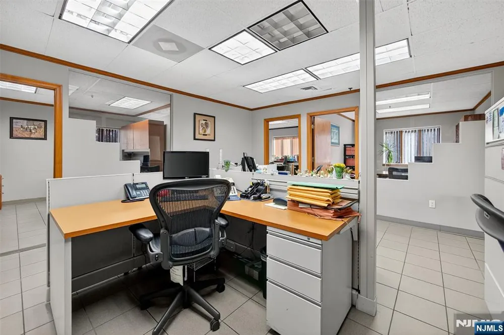 55 Paramus Paramus, NJ 07652