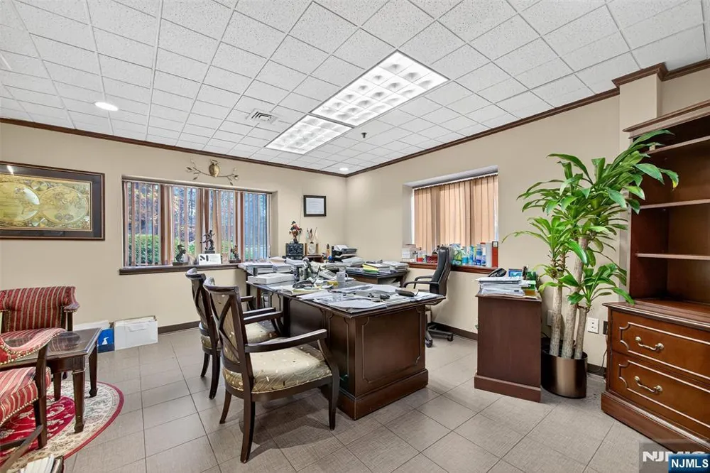 55 Paramus Paramus, NJ 07652