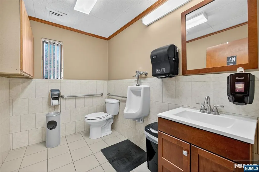 55 Paramus Paramus, NJ 07652