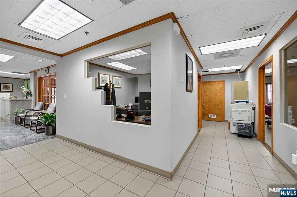55 Paramus Paramus, NJ 07652