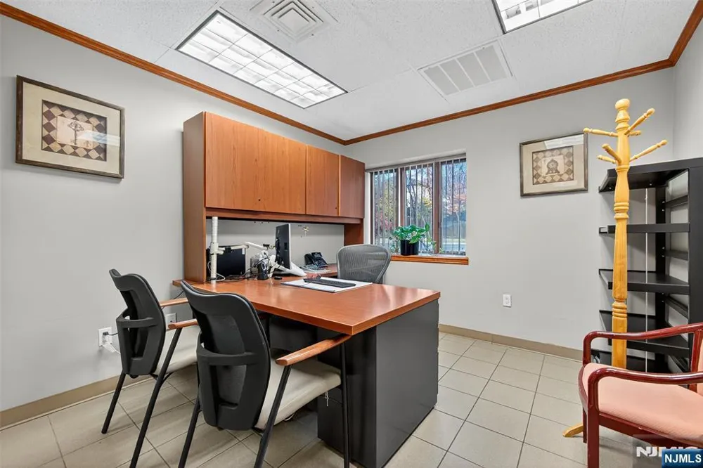 55 Paramus Paramus, NJ 07652