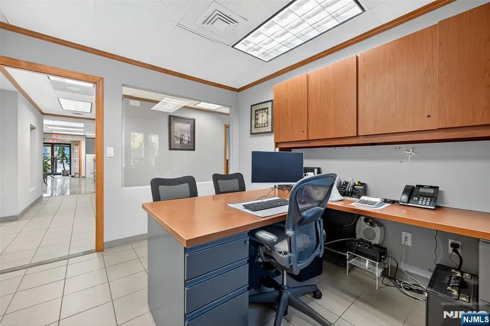 55 Paramus Paramus, NJ 07652