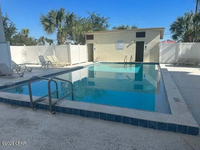 4114 Holiday Drive #18 Panama City, FL 32408