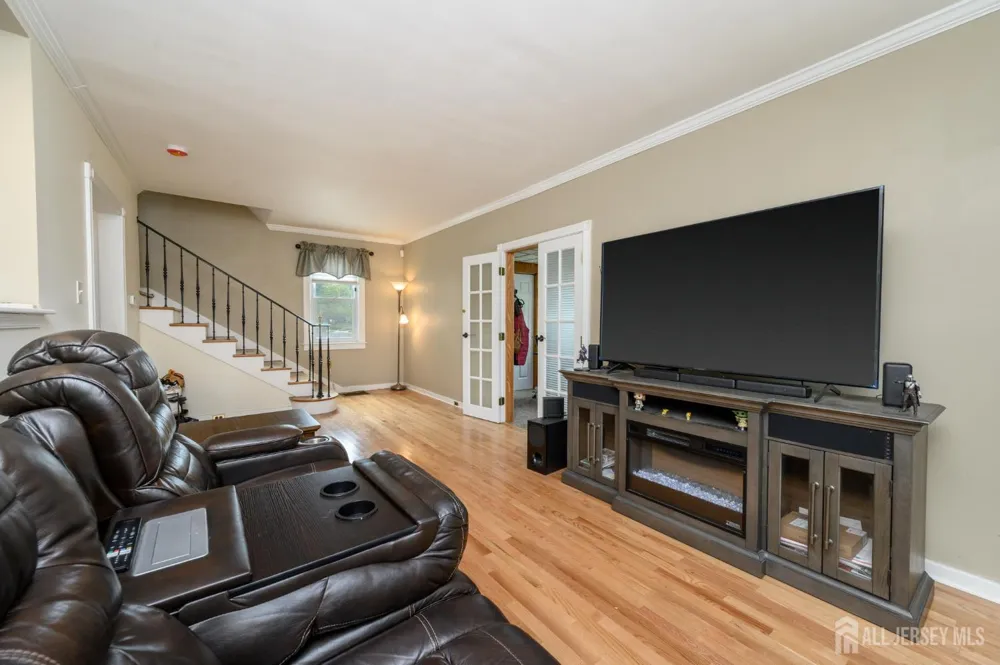 501 Johnson Avenue Oaklyn, NJ 08107