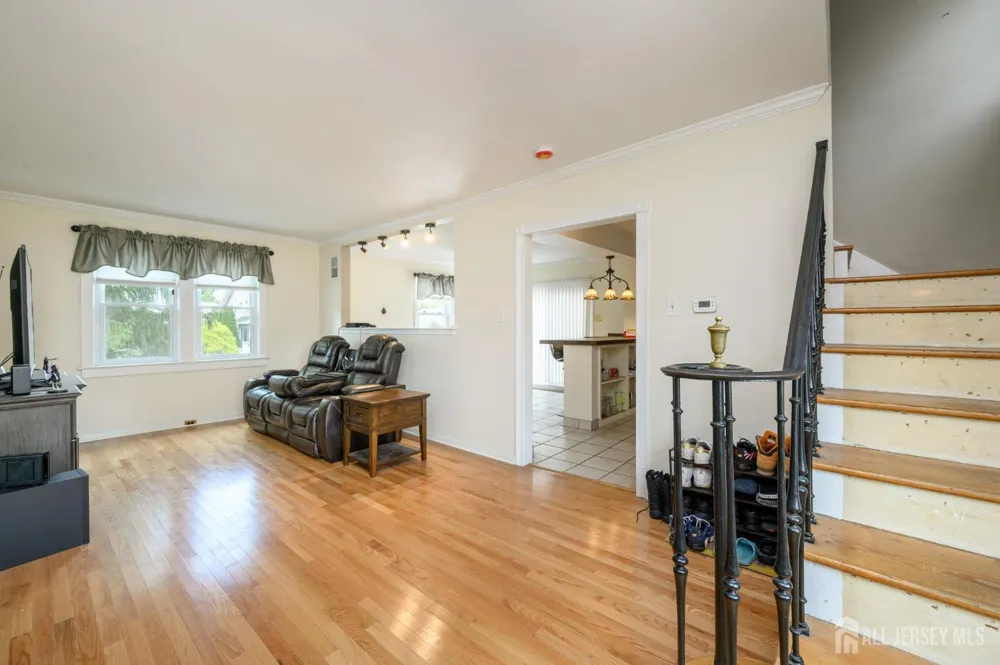 501 Johnson Avenue Oaklyn, NJ 08107