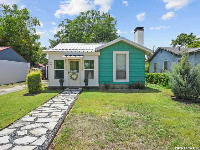 407 Lucille St Kerrville, TX 78028