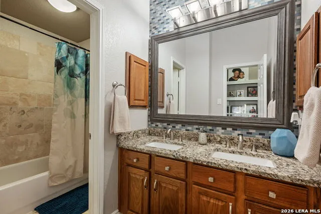8623 El Pueblo Peak Helotes, TX 78023