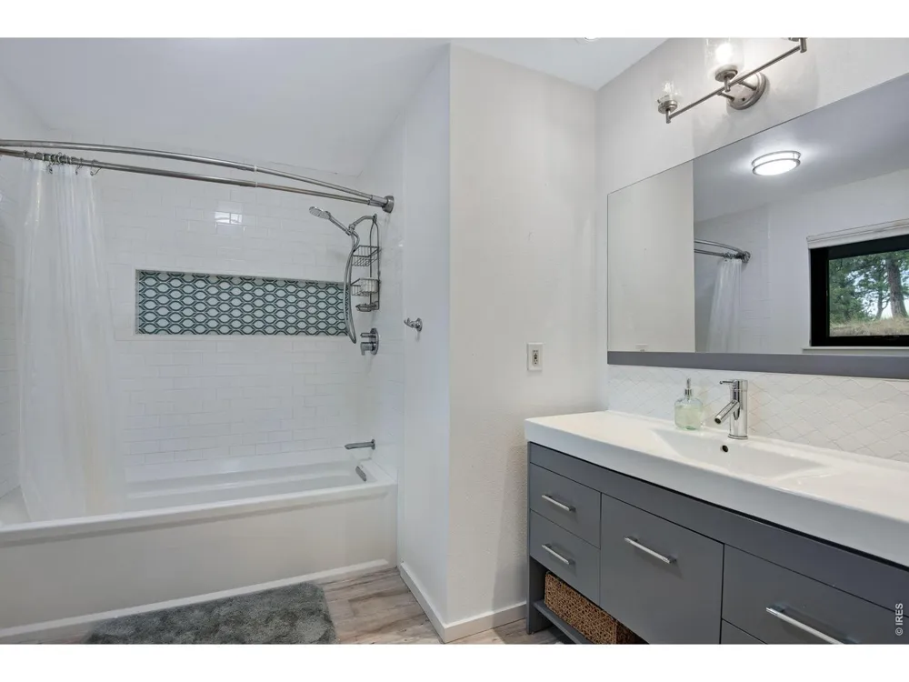 8394 Larkspur Road Boulder, CO 80302