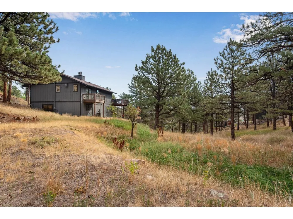 8394 Larkspur Road Boulder, CO 80302