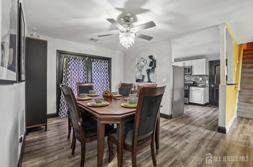 382 Amherst Street East Orange, NJ 07018