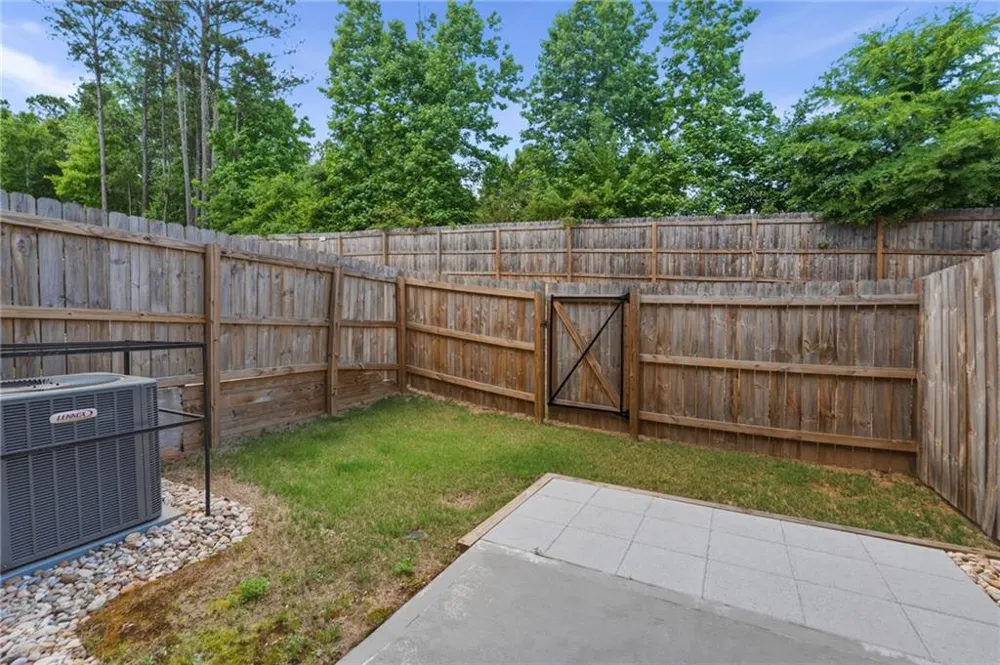 5768 Calle Vista Drive Lithonia, GA 30058