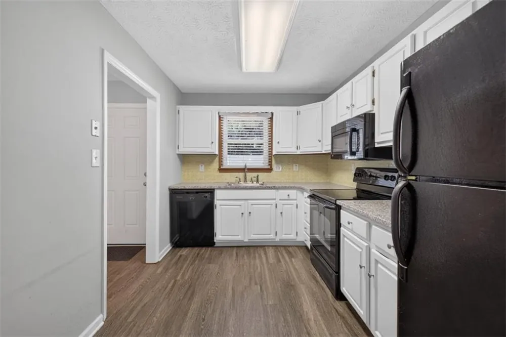 595 Macon Highway #41 Athens, GA 30606