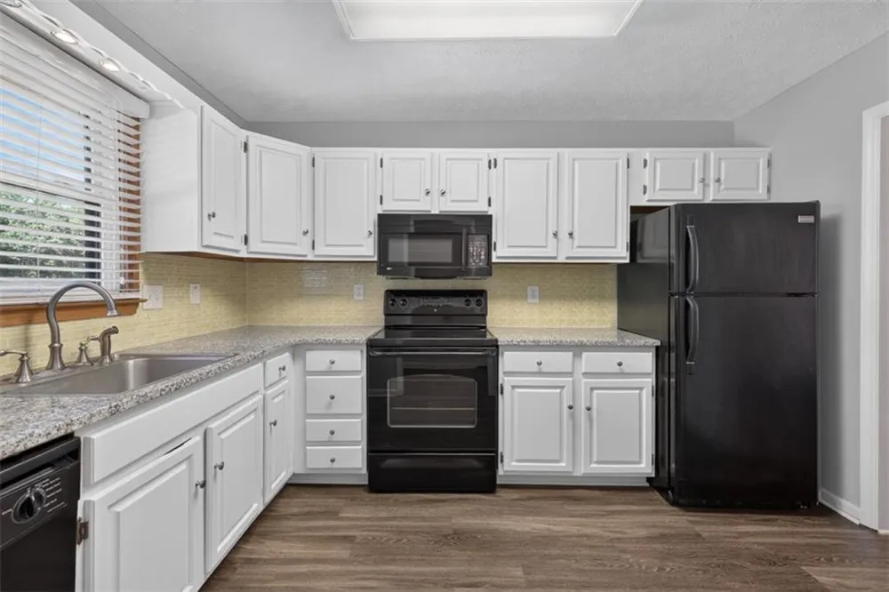 595 Macon Highway #41 Athens, GA 30606