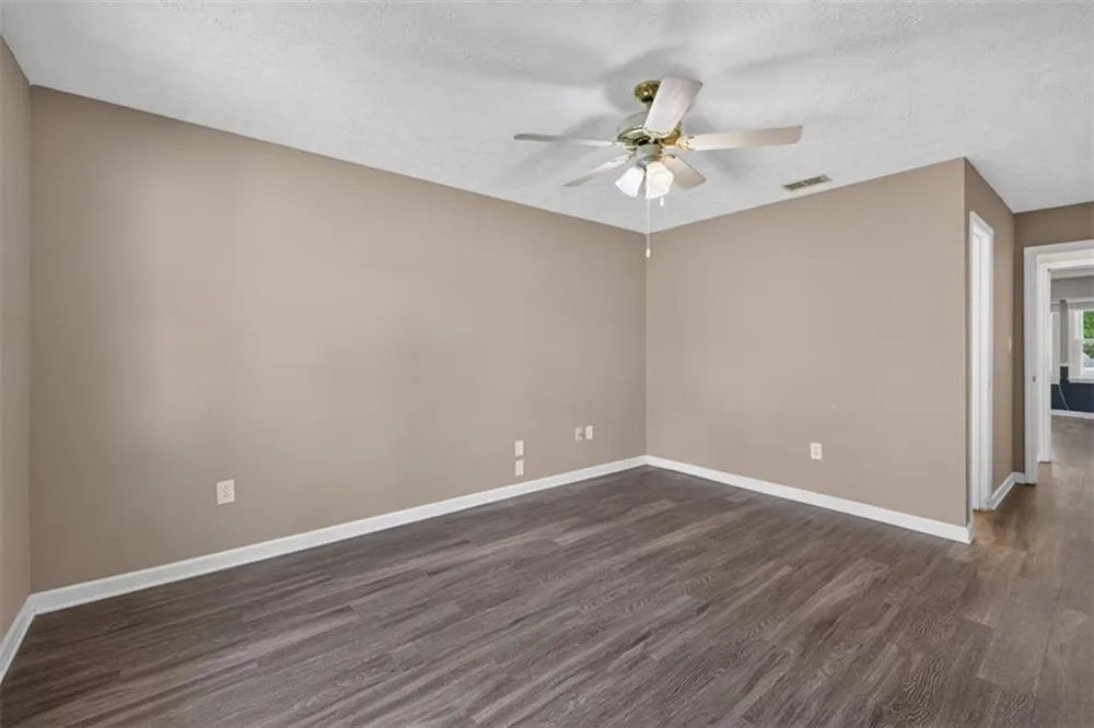 595 Macon Highway #41 Athens, GA 30606