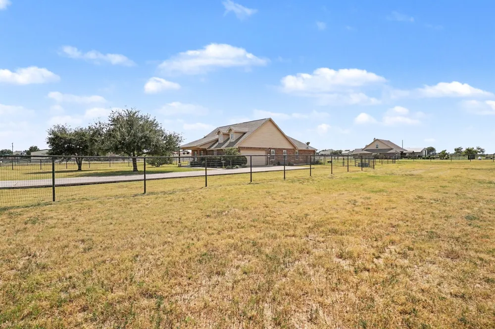 103 George Owens Road Ponder, TX 76259