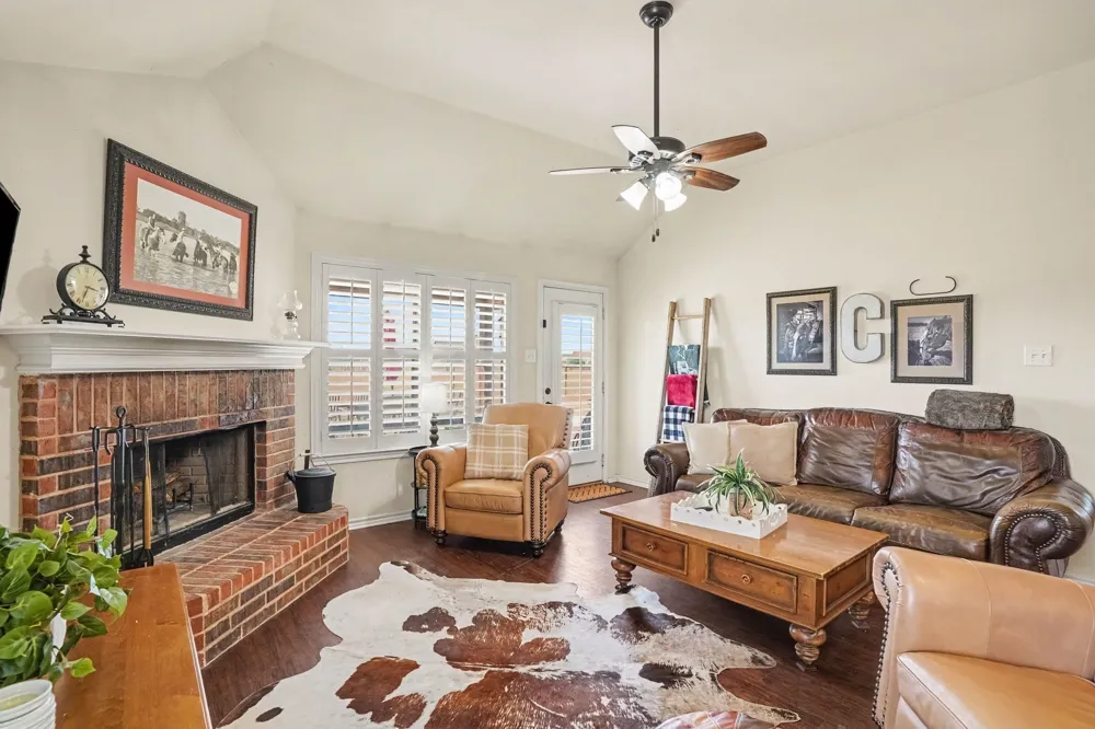103 George Owens Road Ponder, TX 76259