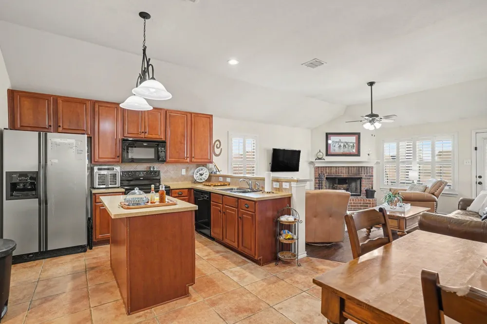 103 George Owens Road Ponder, TX 76259