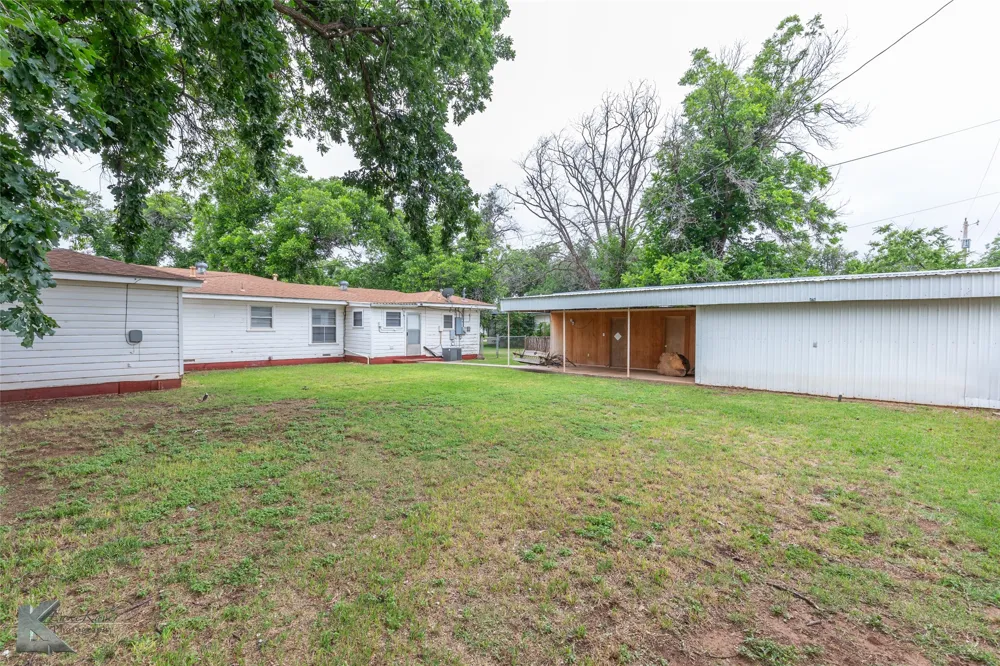 1402 Herring Merkel, TX 79536
