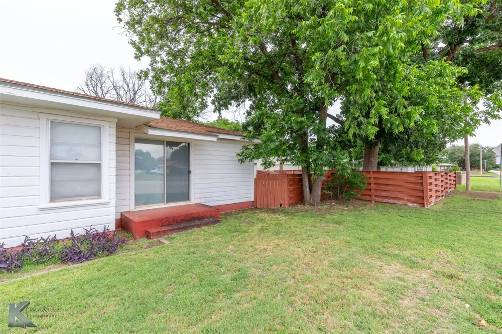 1402 Herring Merkel, TX 79536