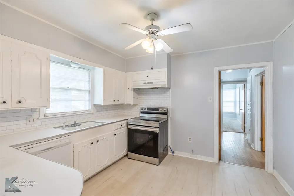 1402 Herring Merkel, TX 79536
