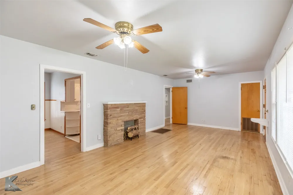 1402 Herring Merkel, TX 79536