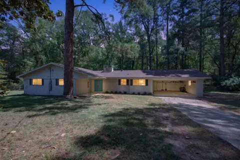 811 Daleen Road