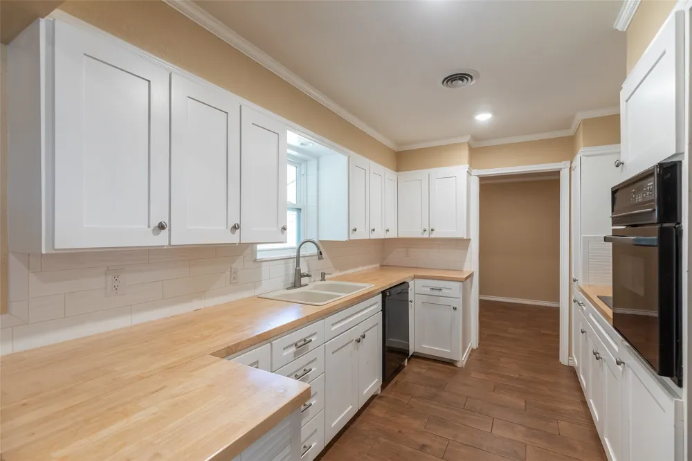 1702 Glendale Drive Abilene, TX 79603