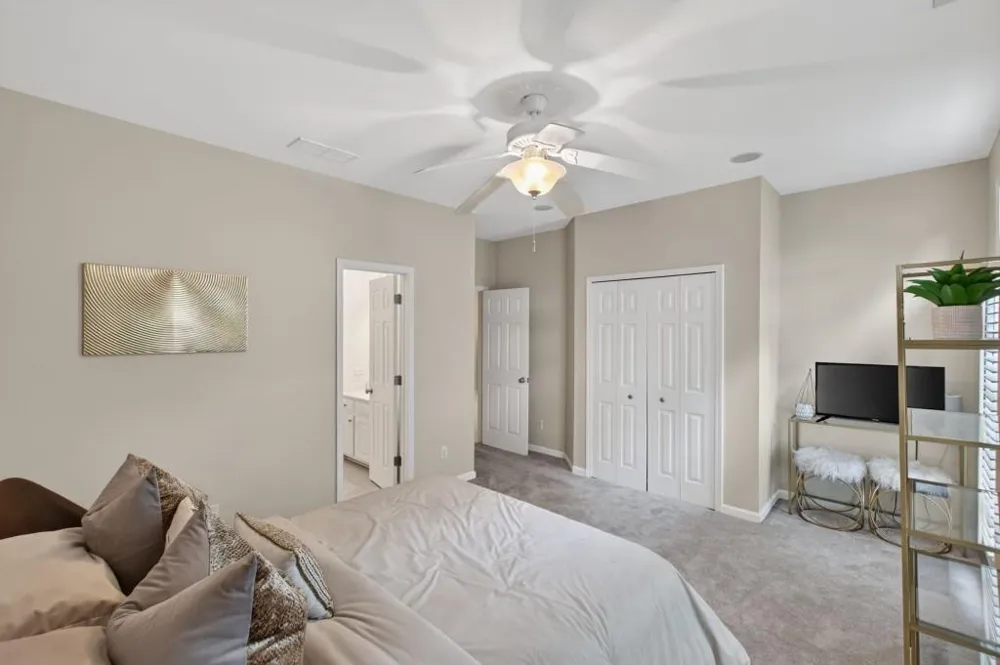 4678 Ivygate Circle SE #8E Atlanta, GA 30339