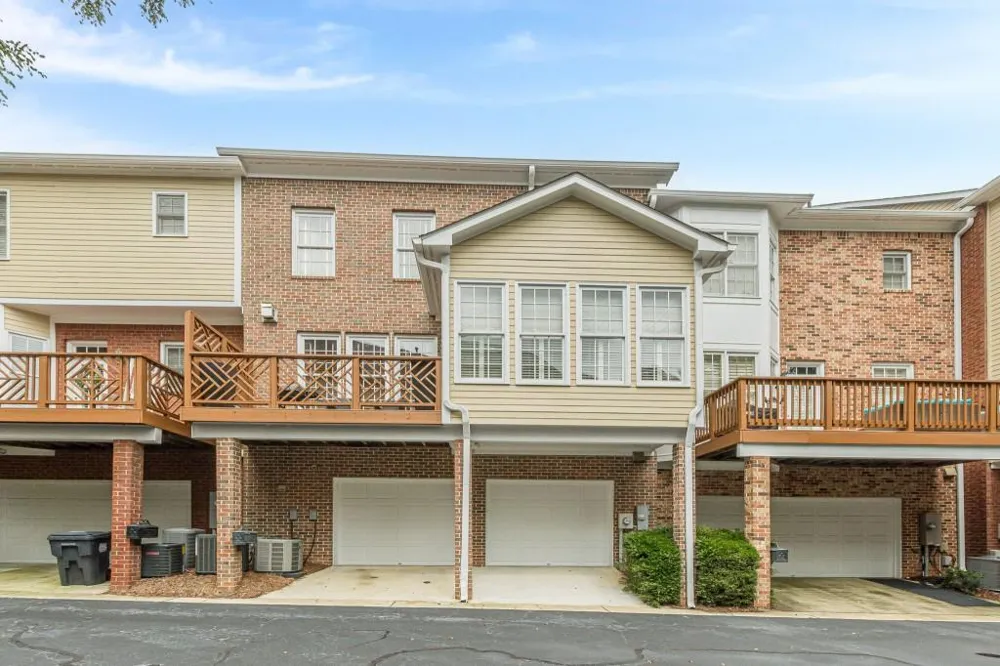 4678 Ivygate Circle SE #8E Atlanta, GA 30339