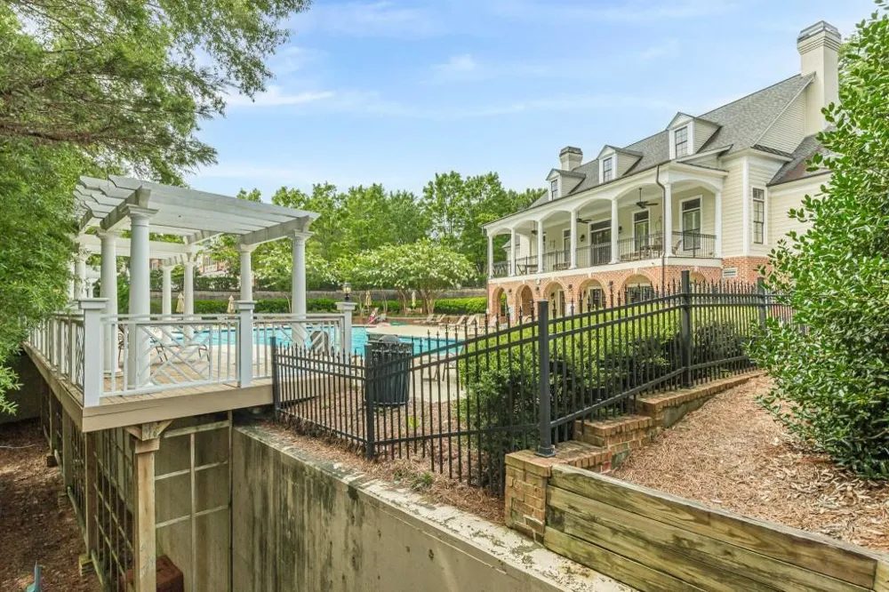 4678 Ivygate Circle SE #8E Atlanta, GA 30339