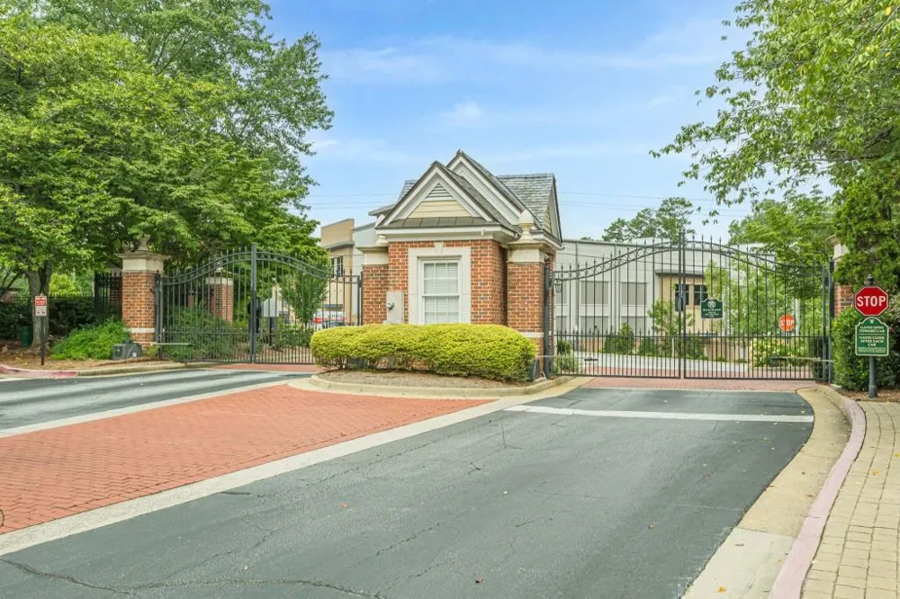 4678 Ivygate Circle SE #8E Atlanta, GA 30339