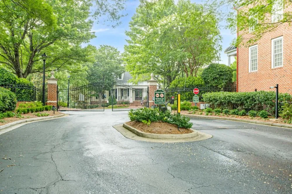 4678 Ivygate Circle SE #8E Atlanta, GA 30339