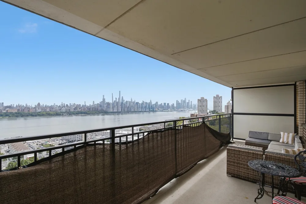 7855 BLVD EAST North Bergen, NJ 07047