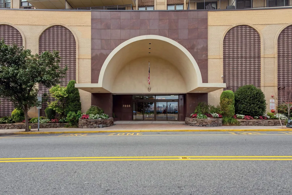 7855 BLVD EAST North Bergen, NJ 07047