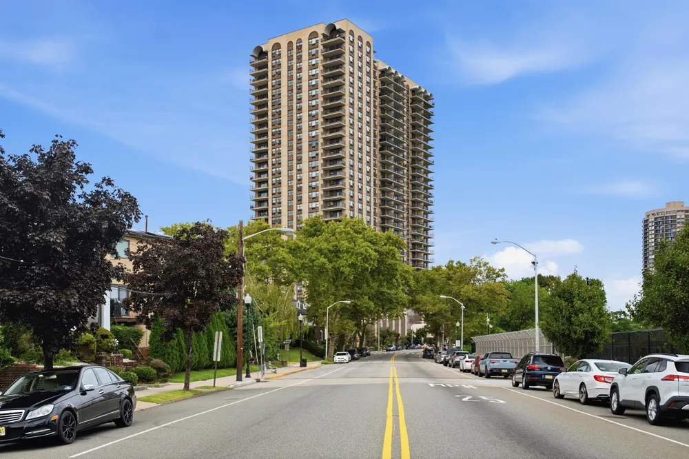 7855 BLVD EAST North Bergen, NJ 07047