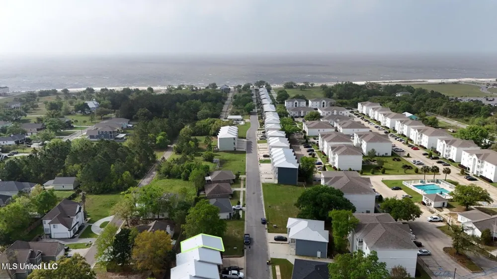 64 Oak Alley Lane Long Beach, MS 39560