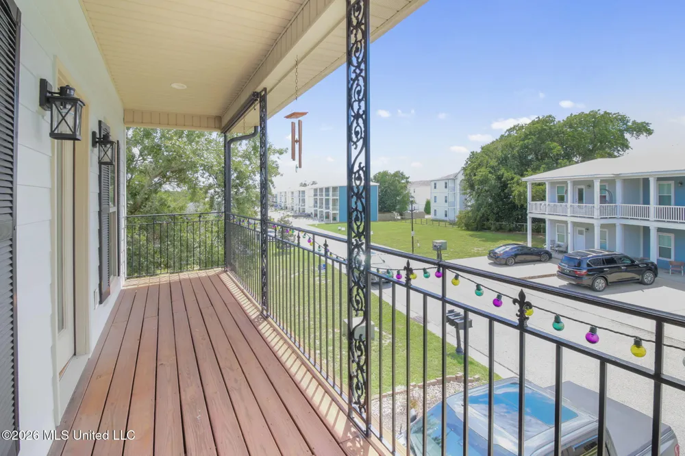 64 Oak Alley Lane Long Beach, MS 39560