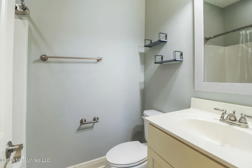 64 Oak Alley Lane Long Beach, MS 39560