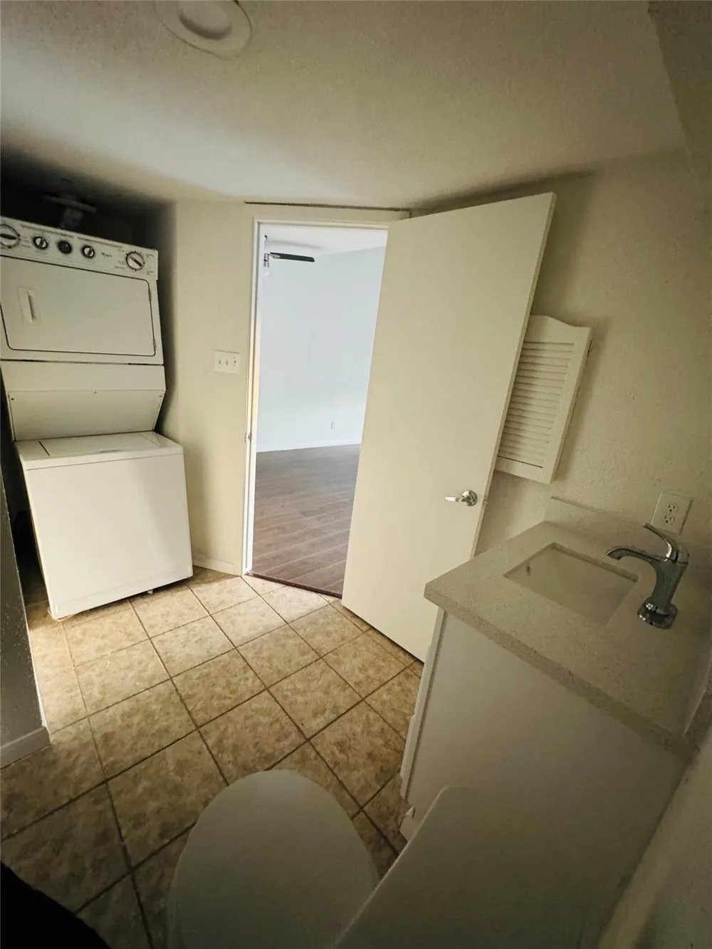 17210 Imperial Valley Drive #61 Houston, TX 77060