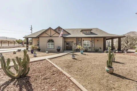 7197 Perlman Drive